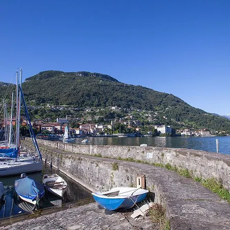Διαμέρισμα Riva Del Lario