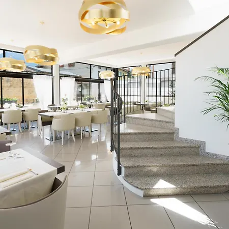 Riva Del Lario Apartment Gravedona